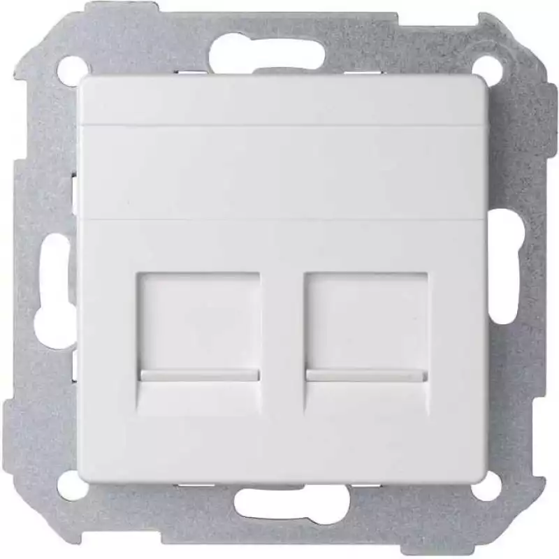  RJ45  6 UTP/()         2  RJ45    S82 Concept