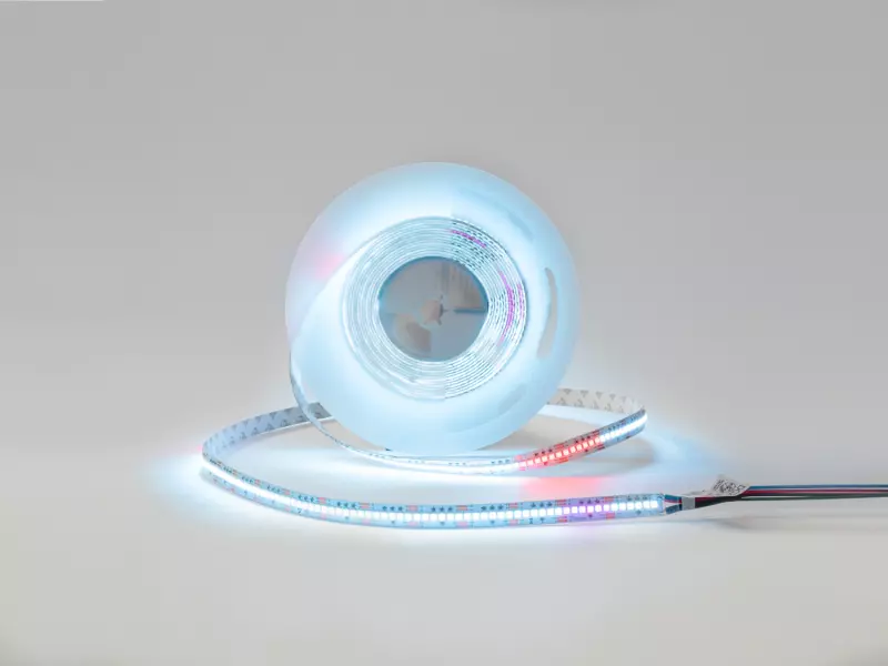  LED  LUX  RGB-