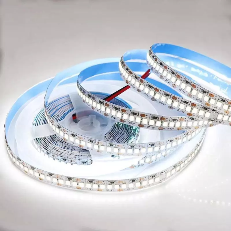   Apeyron 14,4W/m 240Led/m 2835SMD   5M 00-516